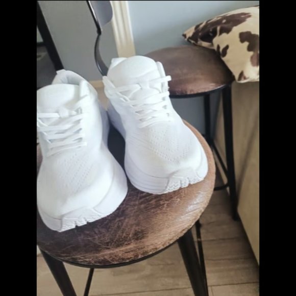 Hoka Shoes - Hoka Bondi 8